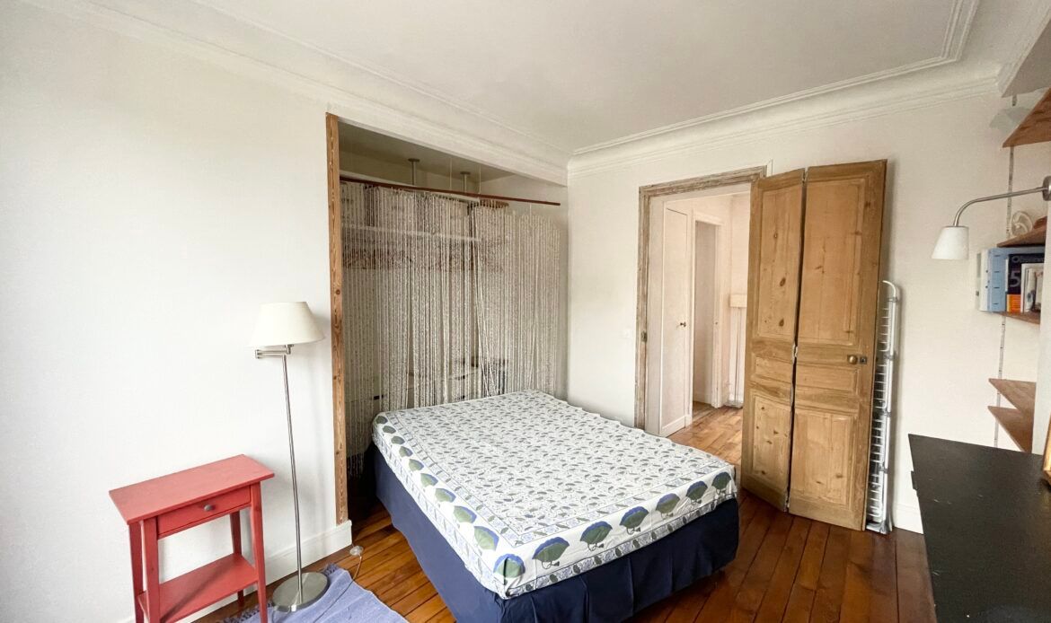 Two-Room Apartment with Balcony in Plaisance, 14th Arrondissement, Paris