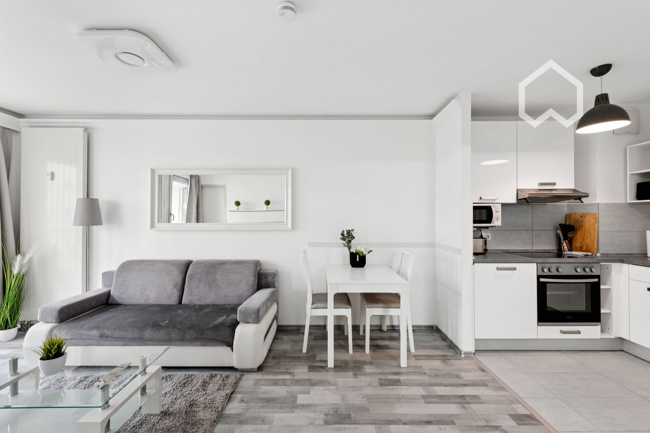 Managed by Wunderflats: Stylish city flat with sunny balcony & concierge service in the heart of Berlin