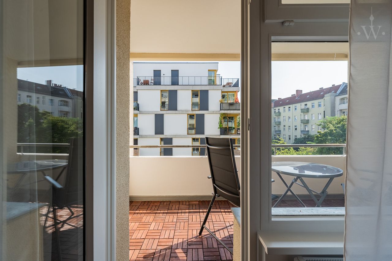 Bright and Modern 2-Room Apartment in Berlin