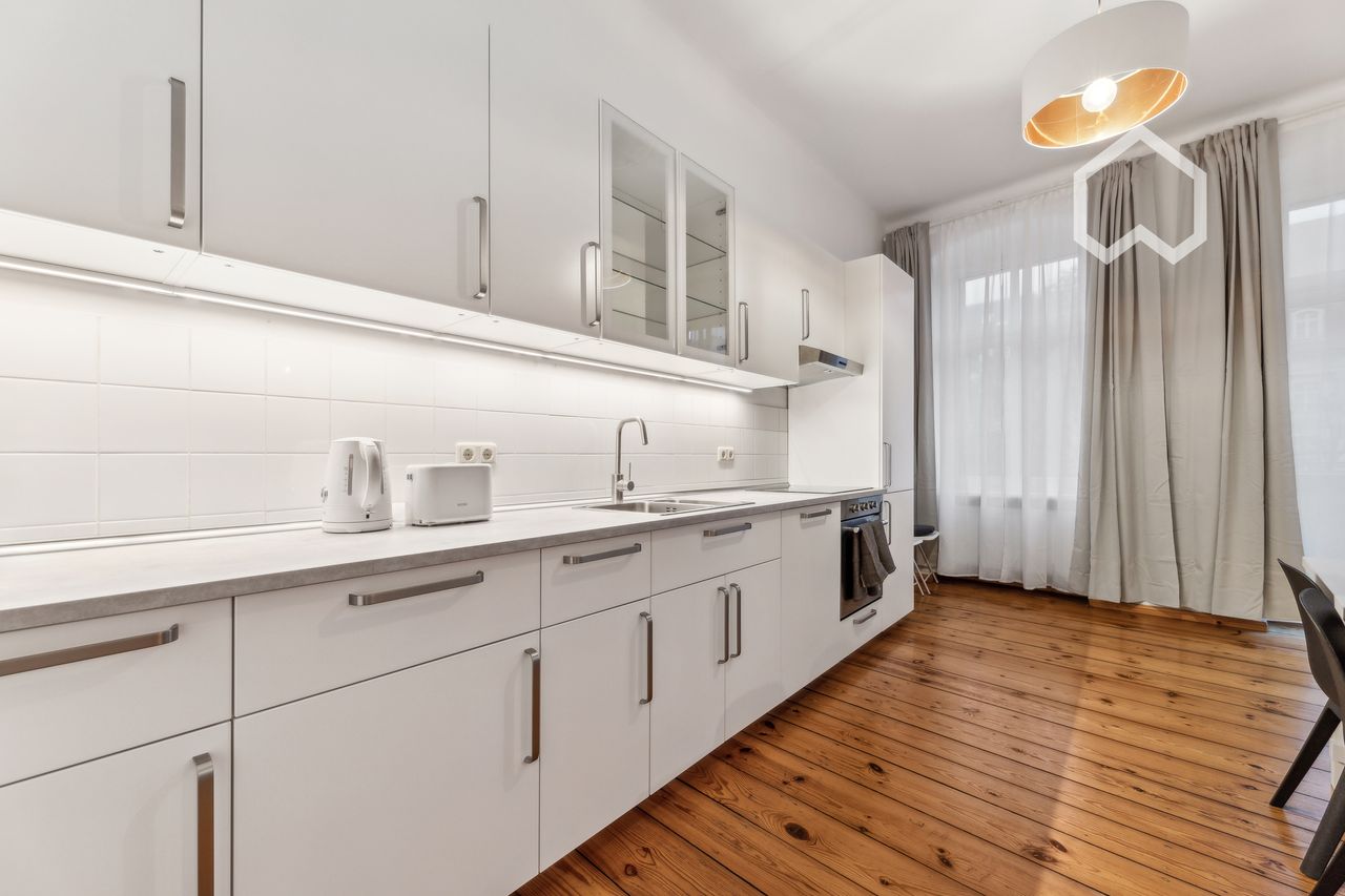 Stunning and Spacious Furnished 80 sqm Apartment with Balcony in Berlin Prenzlauer Berg
