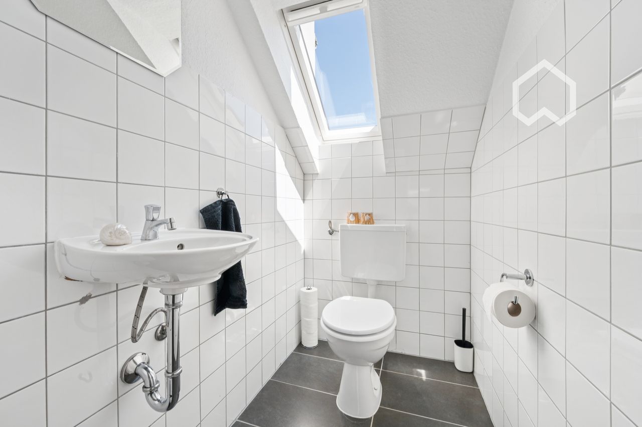 Exclusive apartment | Cleaning included | Double parking space optional | Separate WC