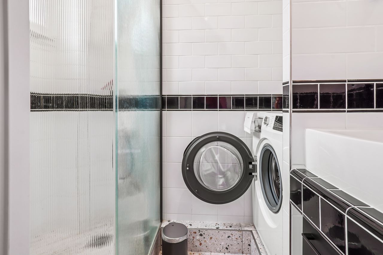 Recently renovated one-bedroom apartment/ rue Chanzy ID 454