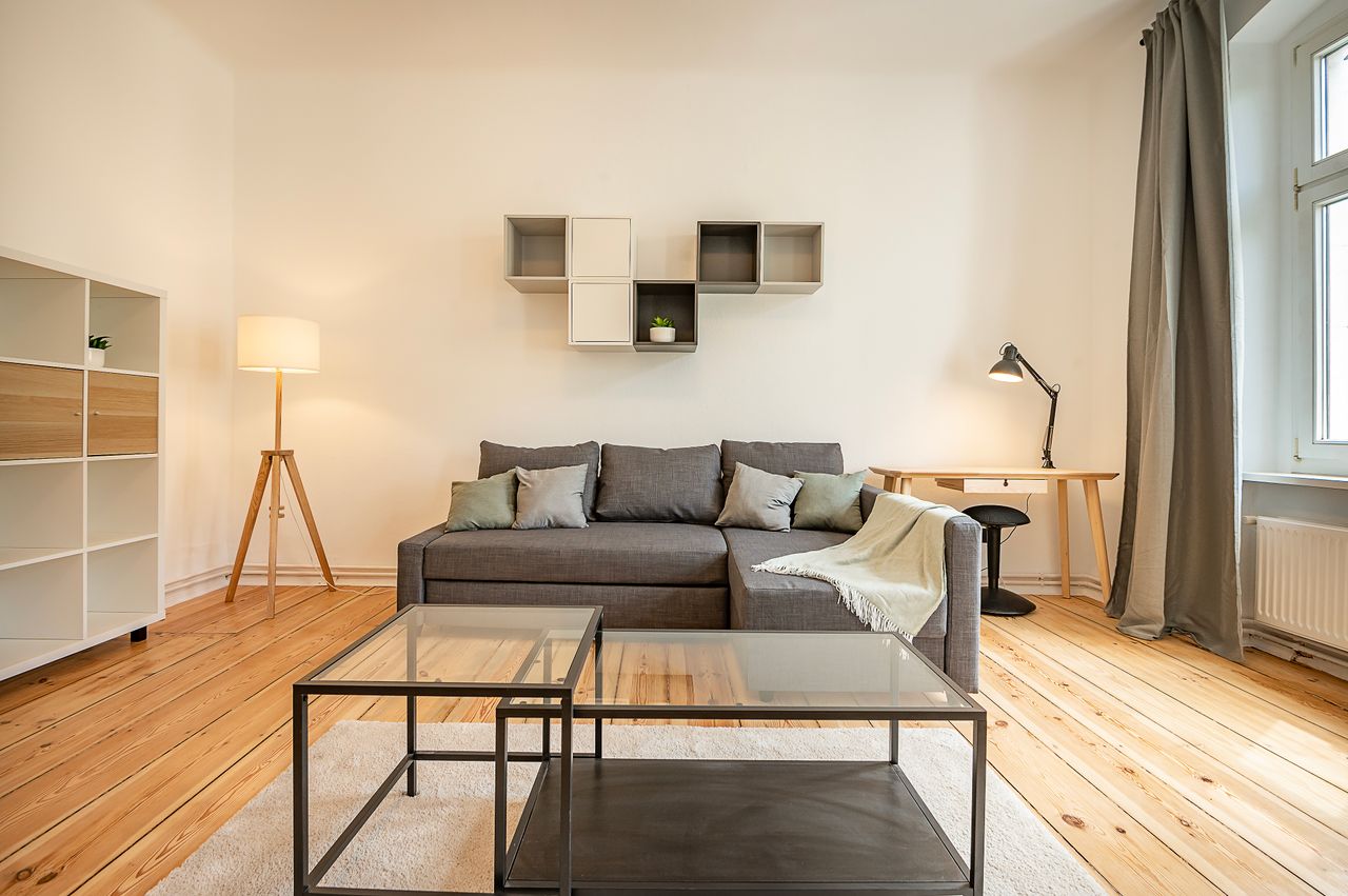 Newly renovated old building apartment in Charlottenburg, Berlin