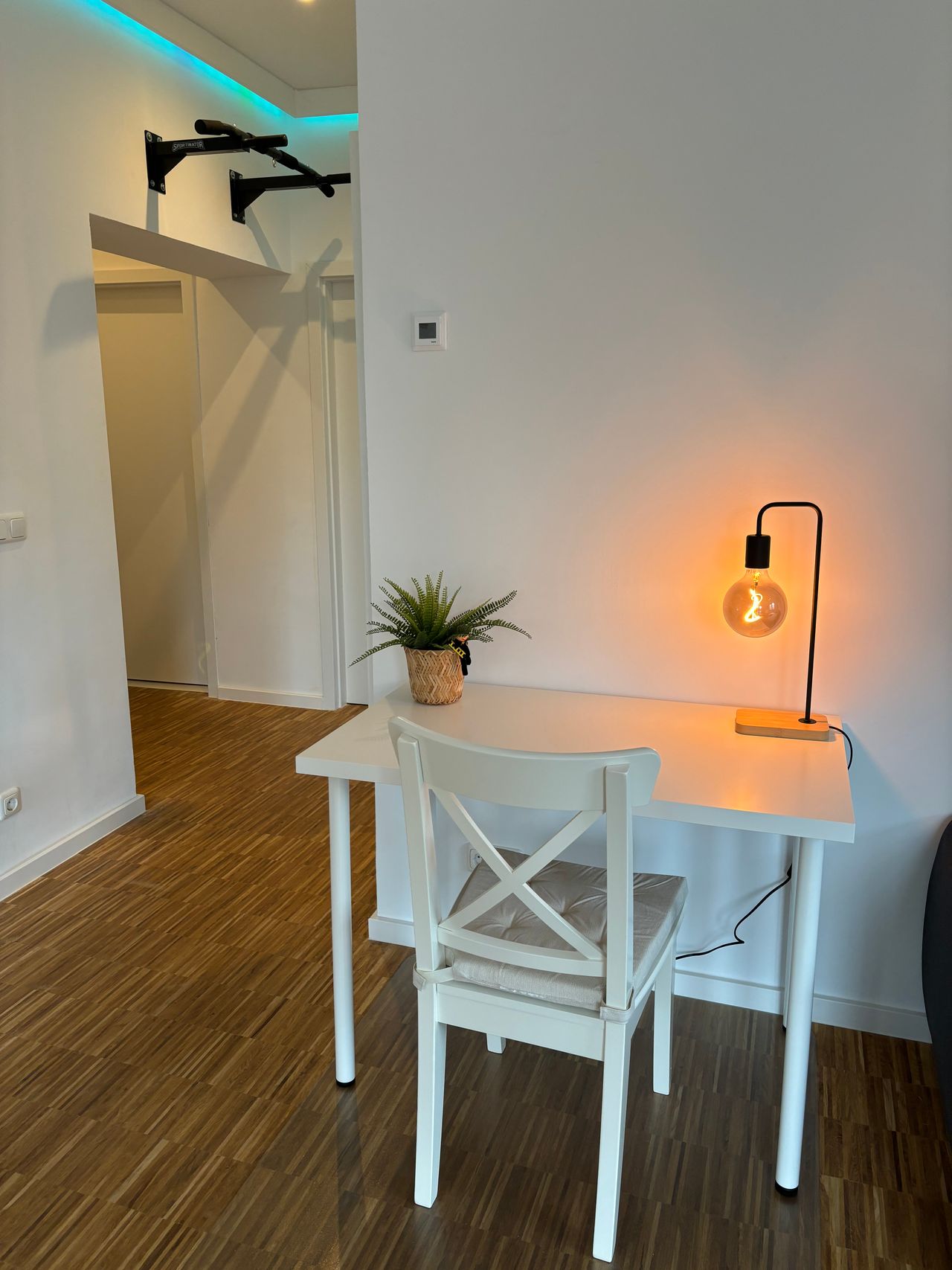 High-end 2 bedrooms apartment in Kreuzberg