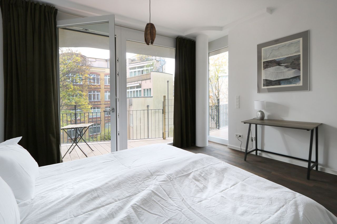 299 | Brand new design apartment between Mitte and Kreuzberg