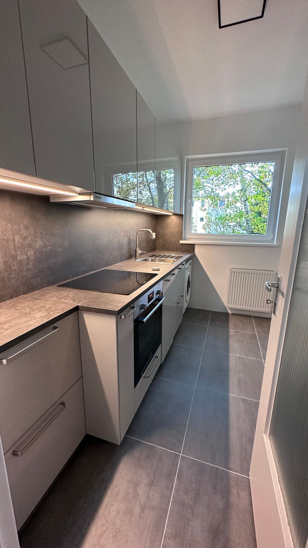 Newly Renovated 3 Room Apartment in Mariendorf