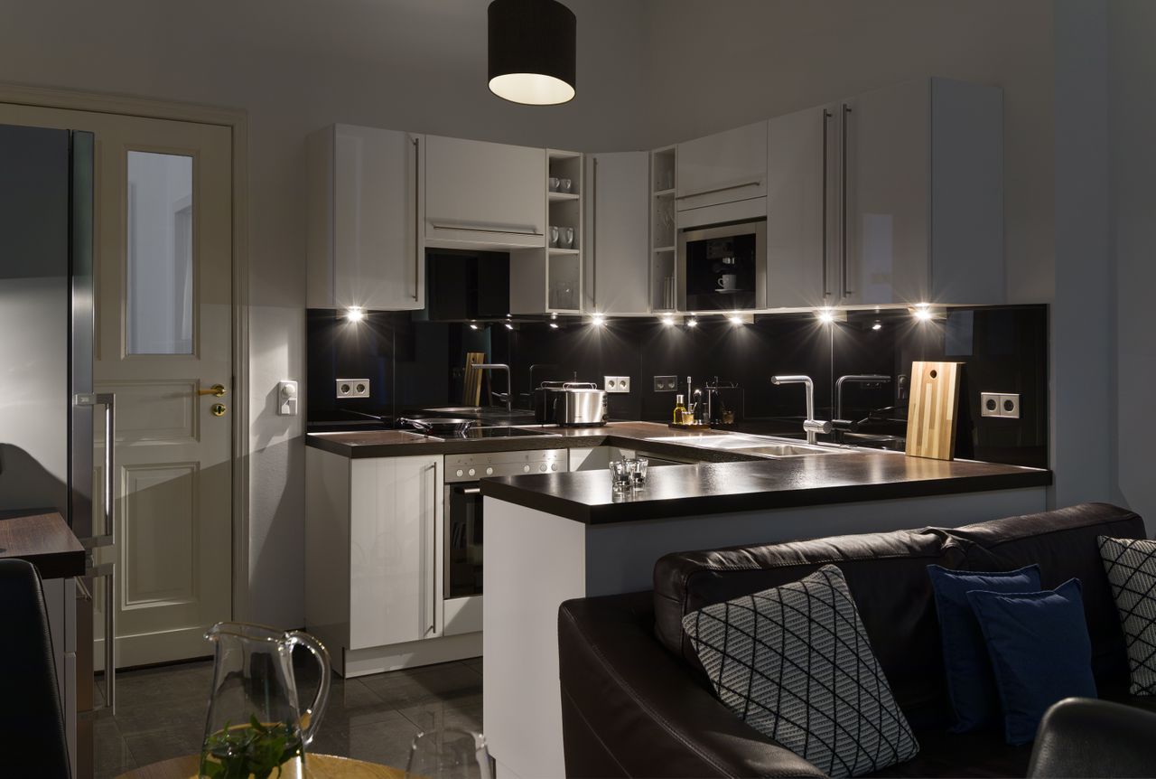 Spacious 3-bedroom apartment near Boxhagener Platz