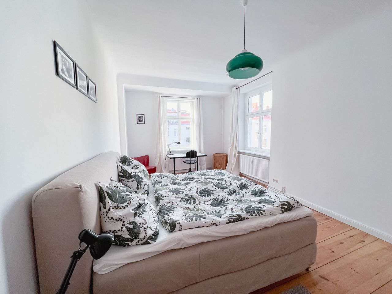 Bright, airy and well located artist apartment in hip Neukölln