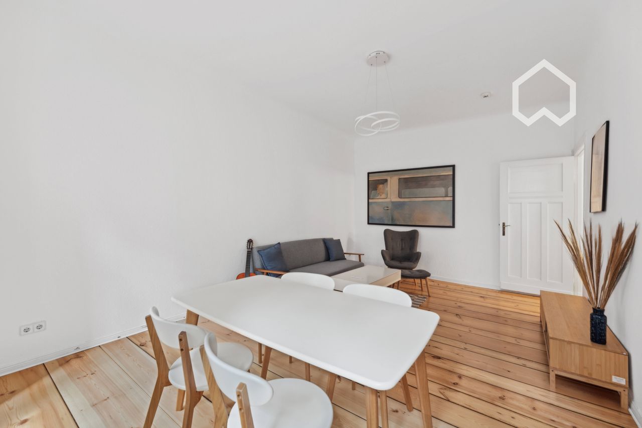 Quiet Altbau Oasis with Scandinavian Charm in the Heart of Prenzlauer Berg