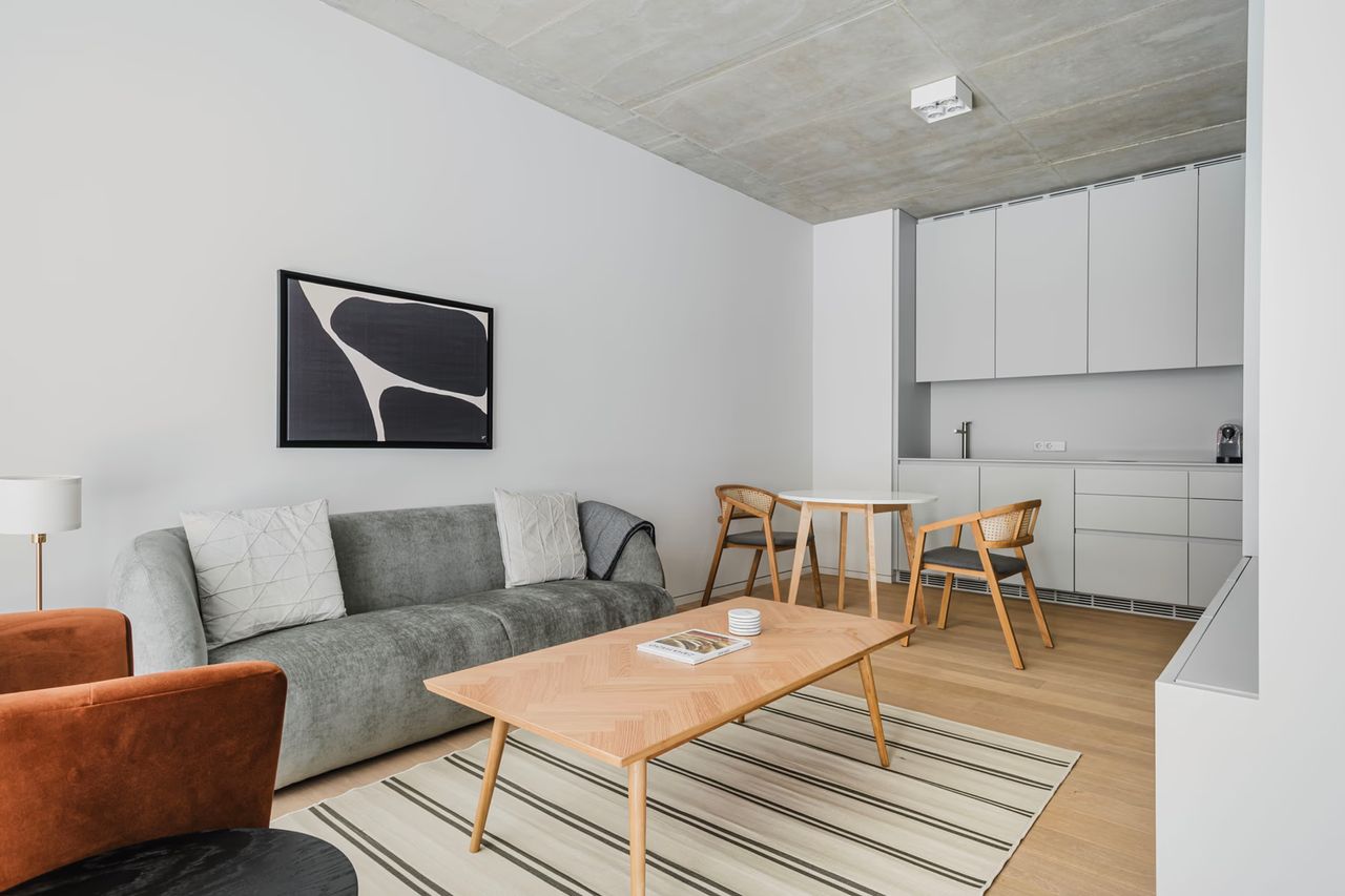 Exquisite Mitte 1BR w/ Balcony & W/D