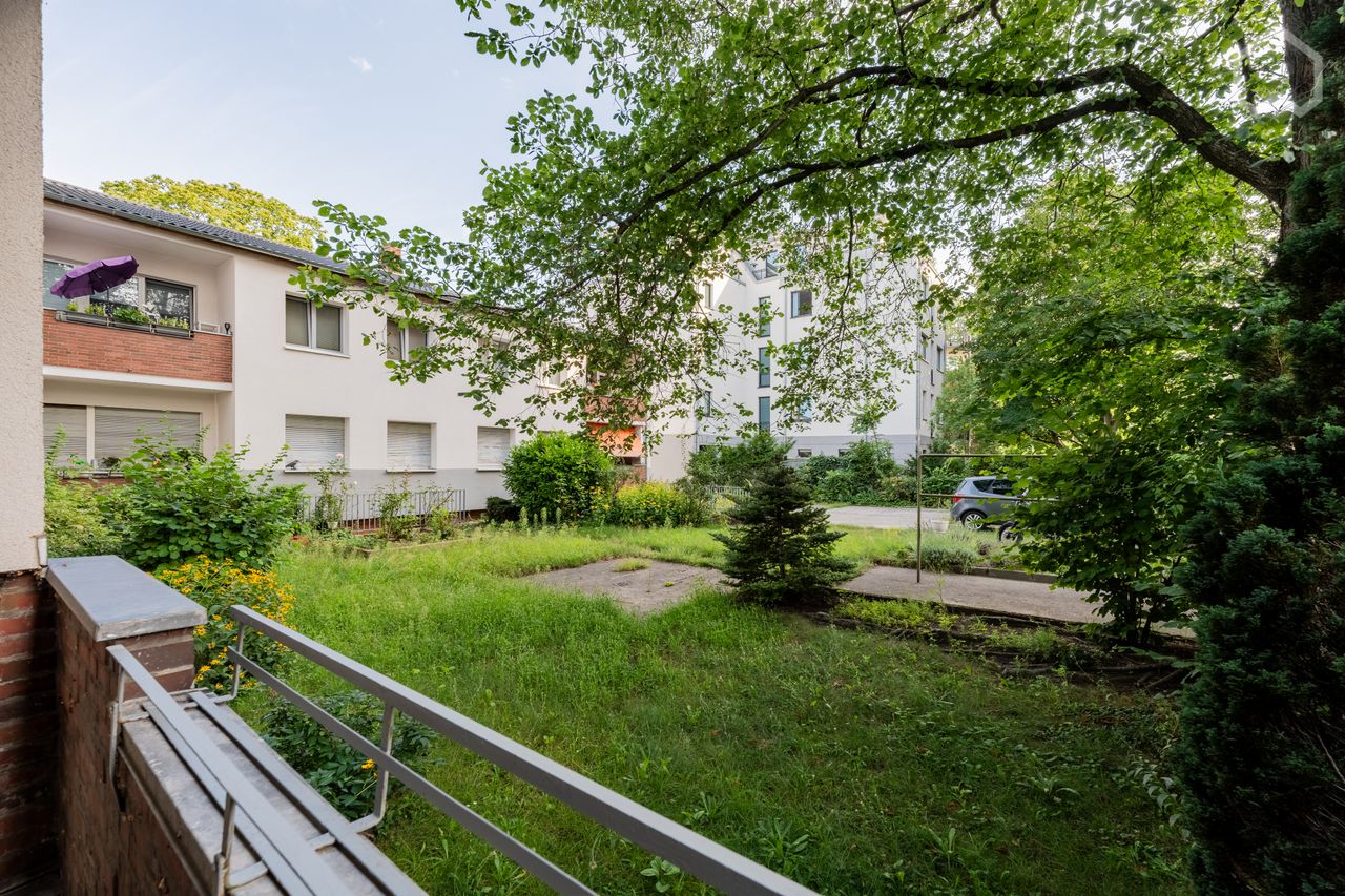 Beautiful furnished 3-room apartment in Berlin- Westend