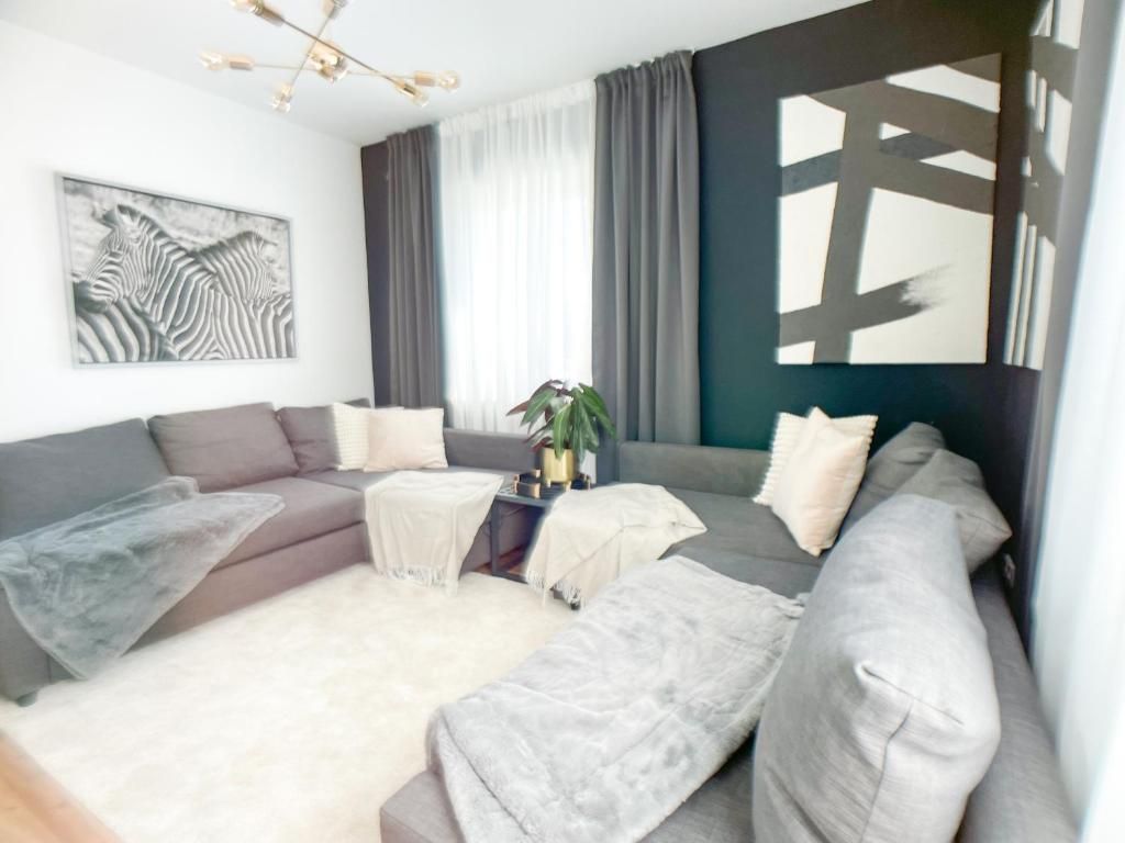 Fully Furnished Apartment in Top Condition with Balcony & Parking | From 1 Month | Nuremberg