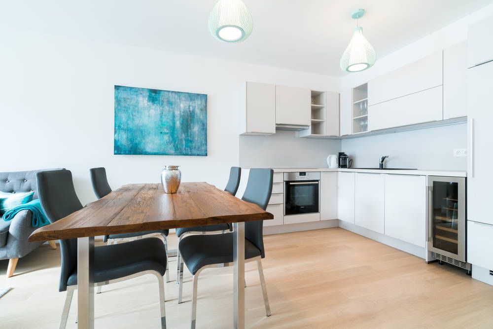 Spacious Serviced Apartment in Vienna - only a few minutes to the U4