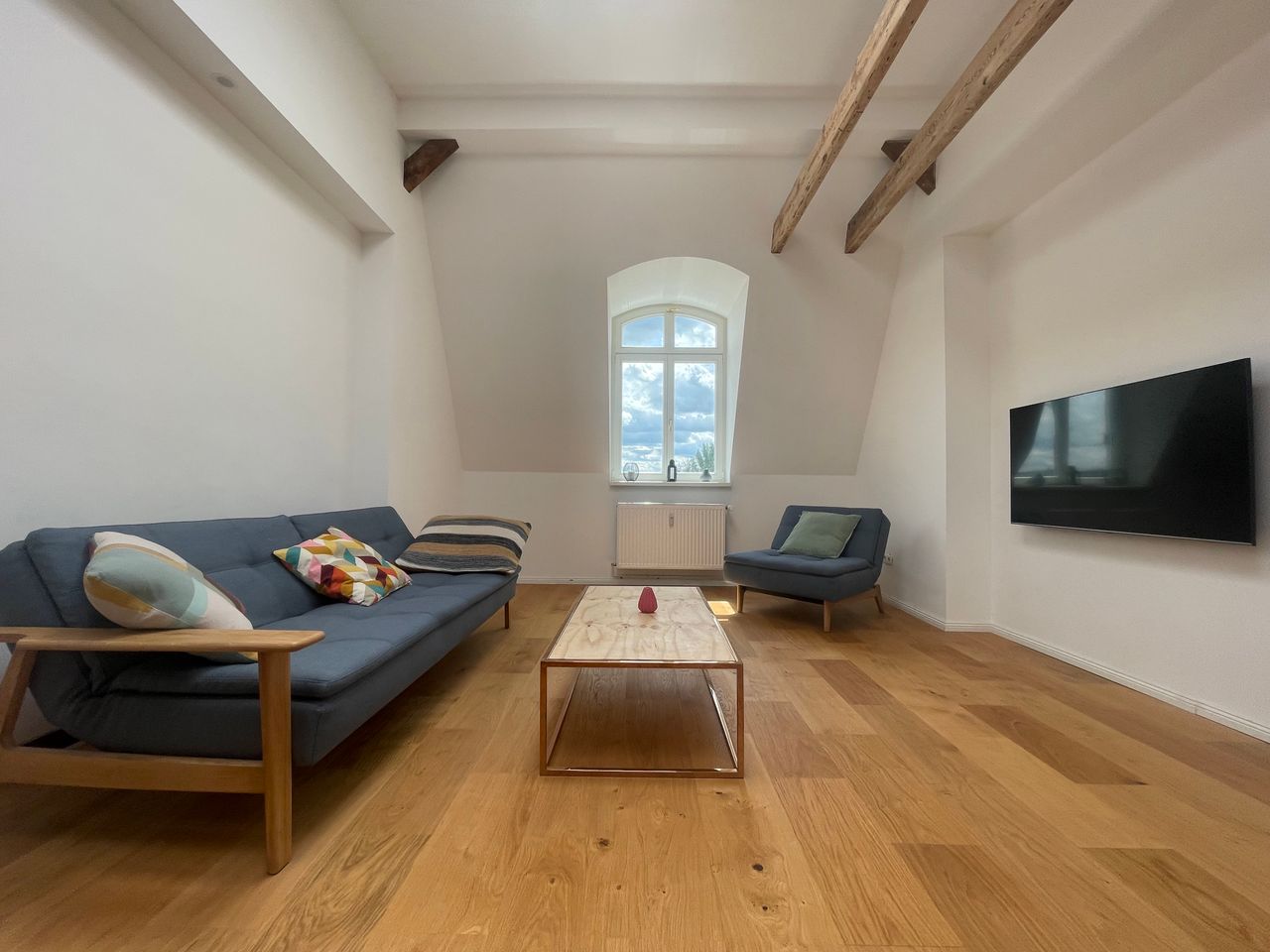 98 sqm, 3 room attic storey at the castle park Sansoucci in Potsdam