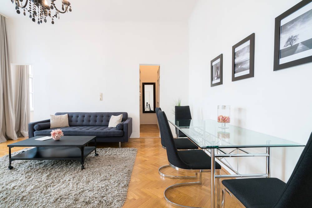 High-class furnished flat in 7th district of Vienna, near Volkstheater